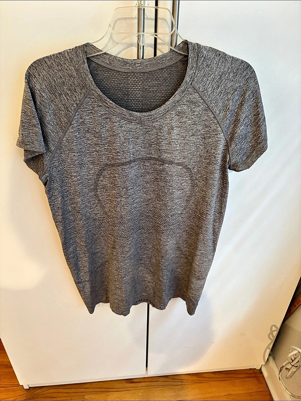 Lululemon Swiftly Tech Short-Sleeve Shirt 2.0 Gray Hip length